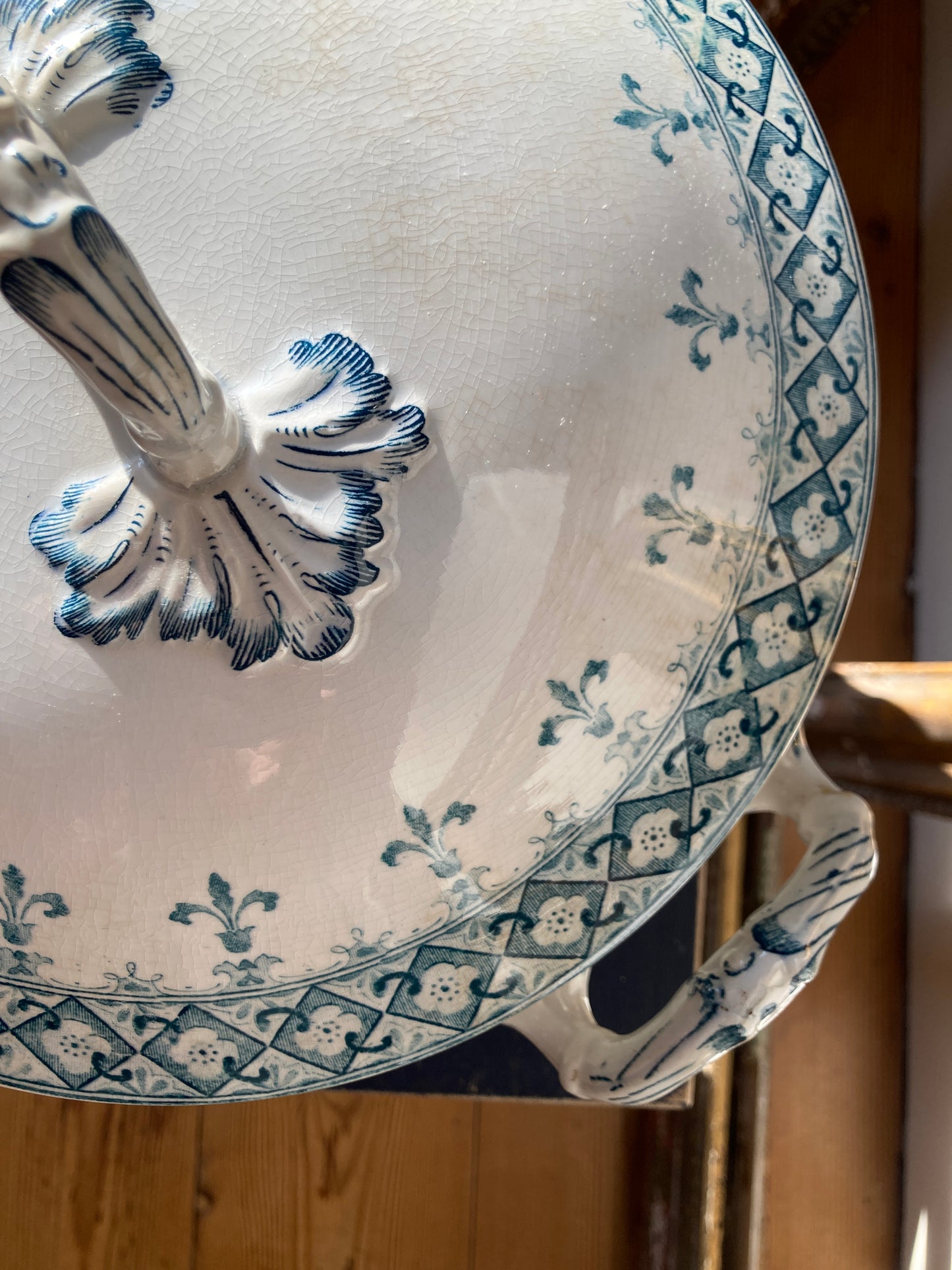 Andrée - Soup tureen