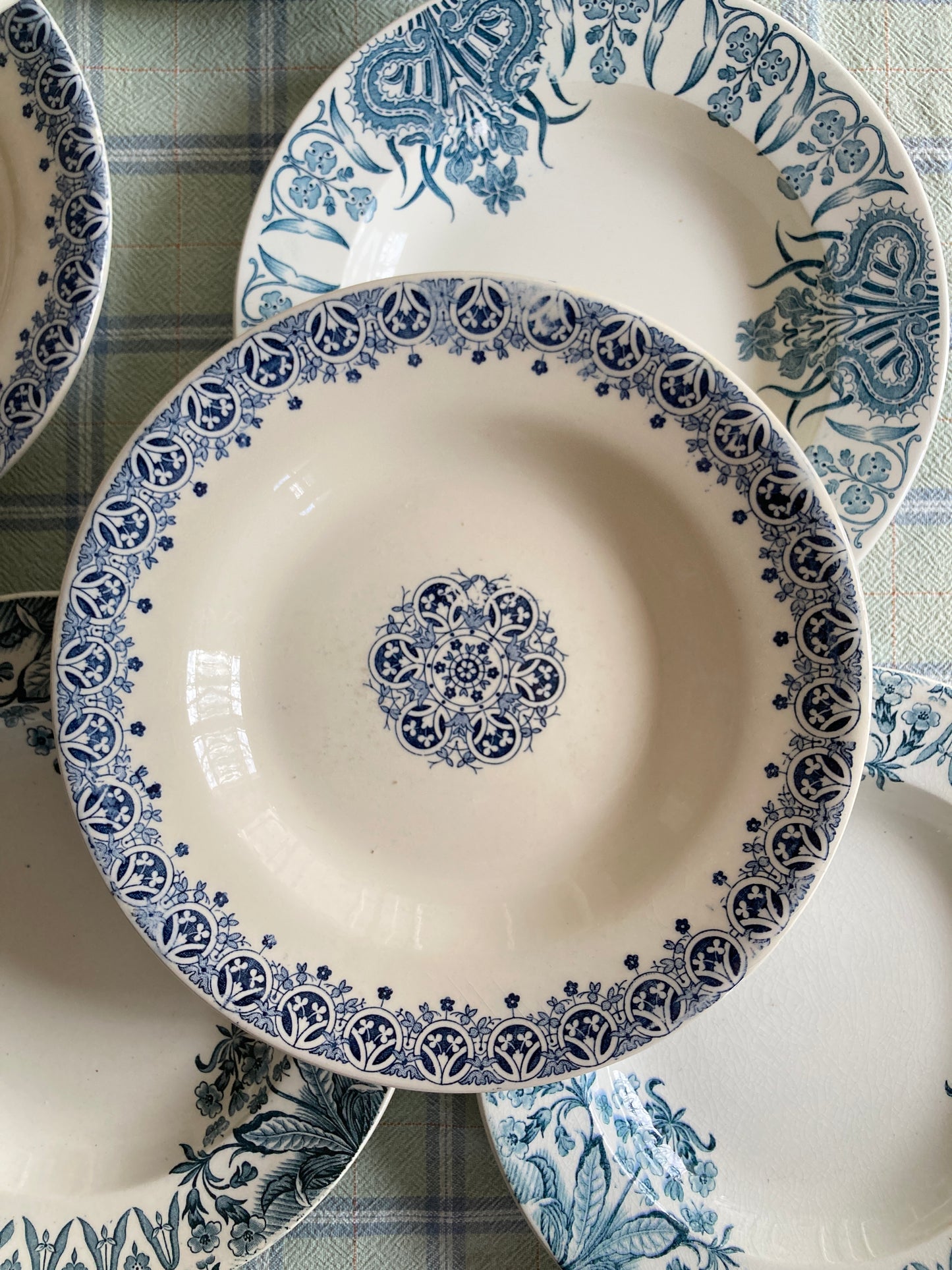 Mucha - 8 Assiettes Creuses