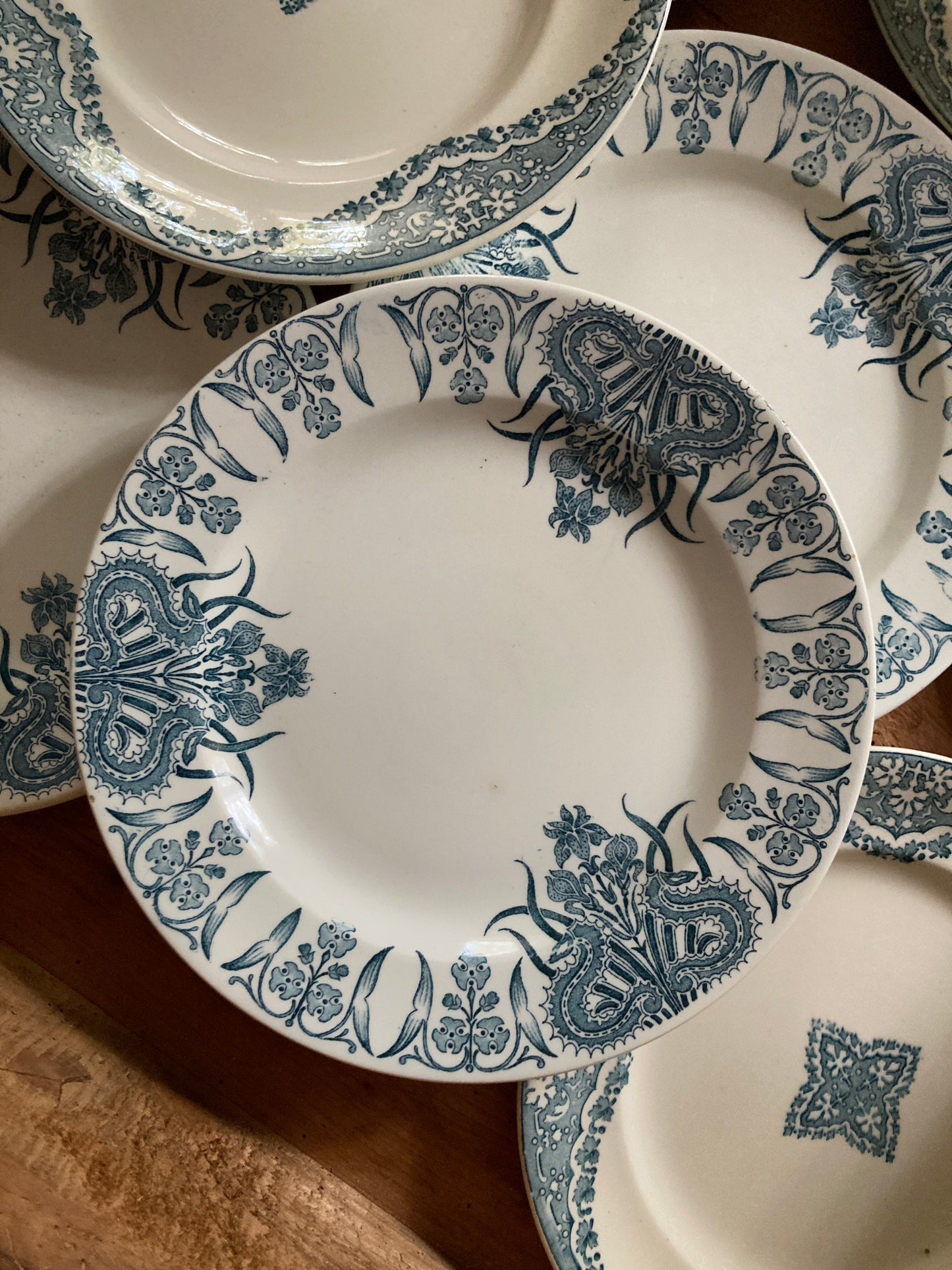 L'Aiglon - 8 assiettes plates