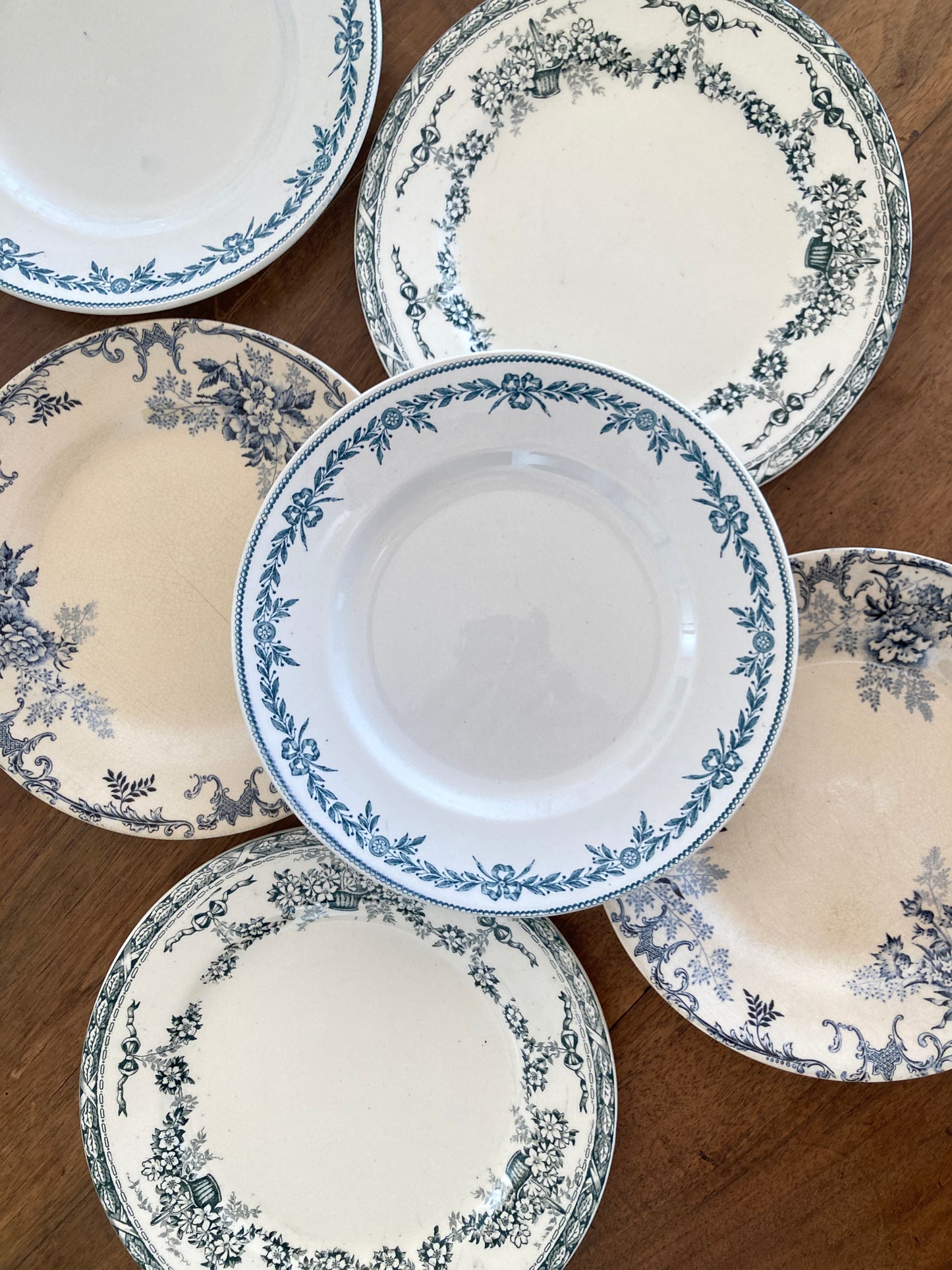 Laurels - 6 Soup Plates