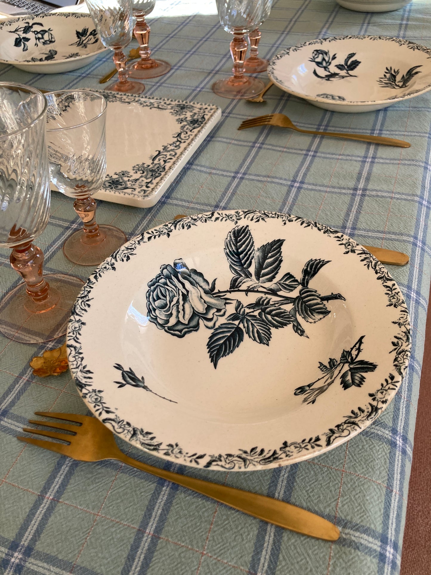 Roses - 4 Assiettes creuses