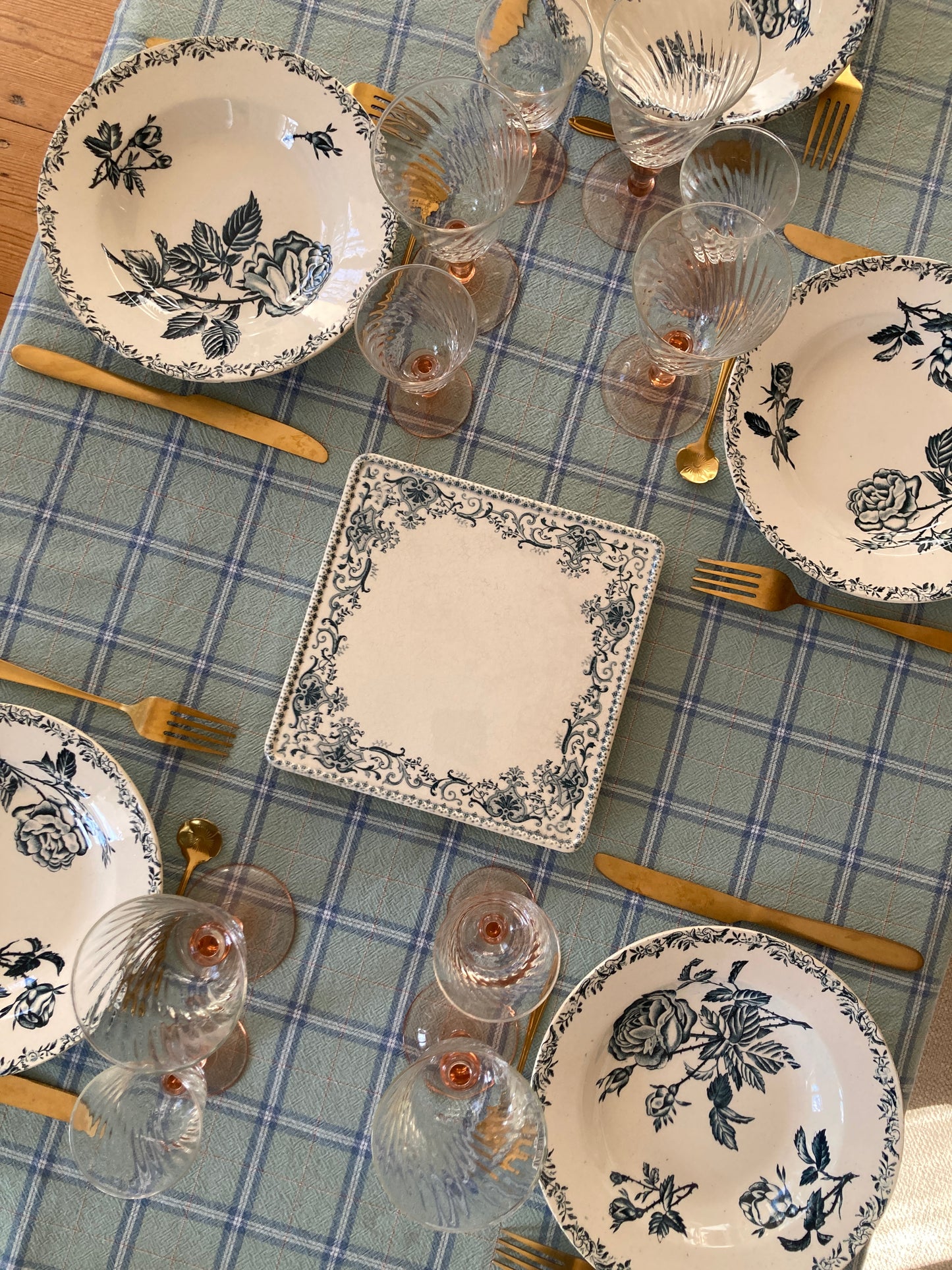 Roses - 4 Assiettes creuses