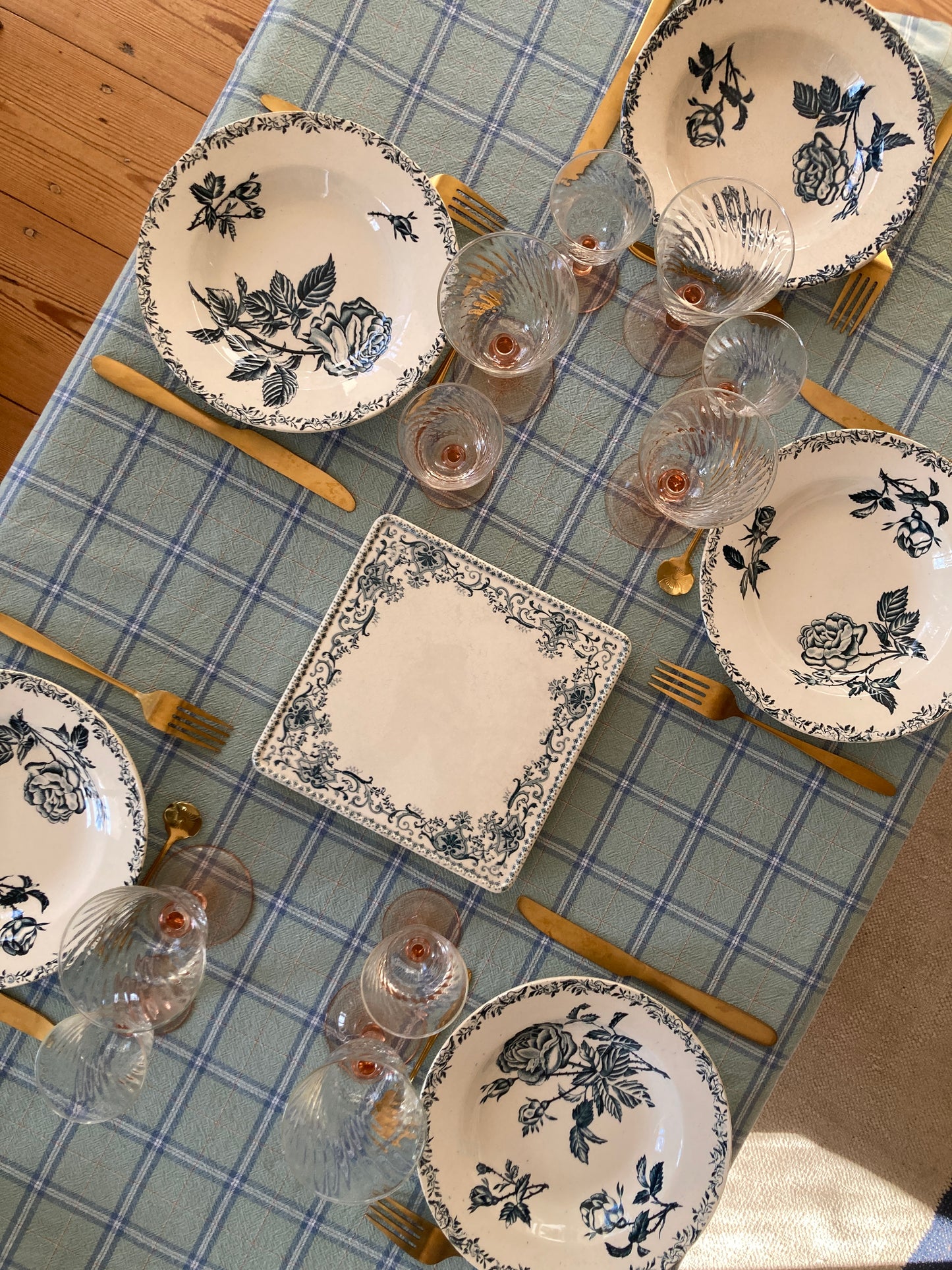 Roses - 4 Assiettes creuses