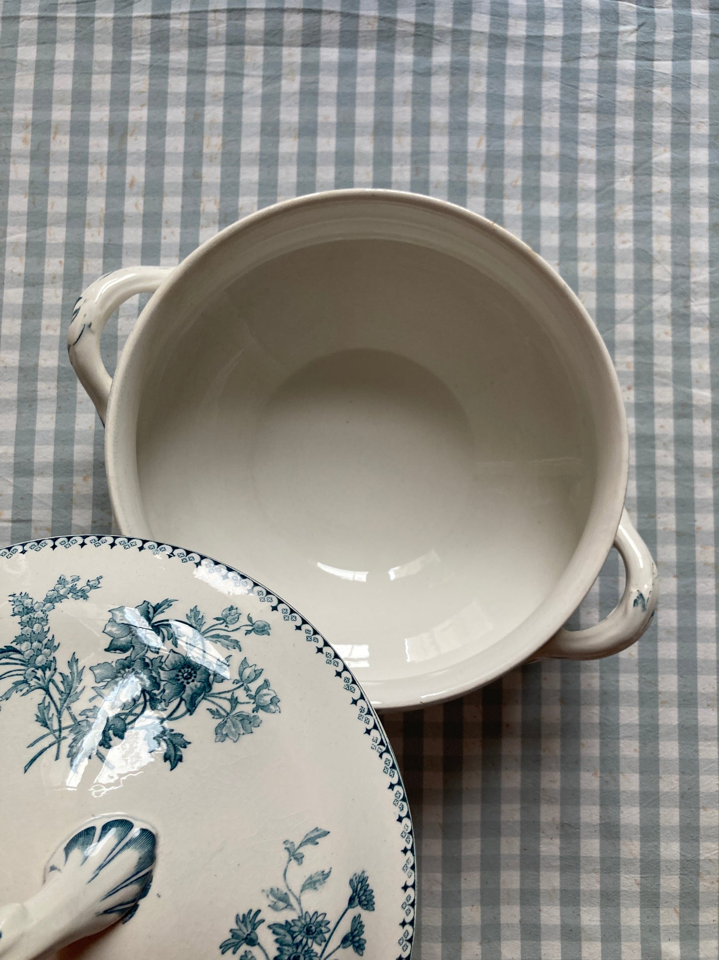 Trianon - Soup tureen