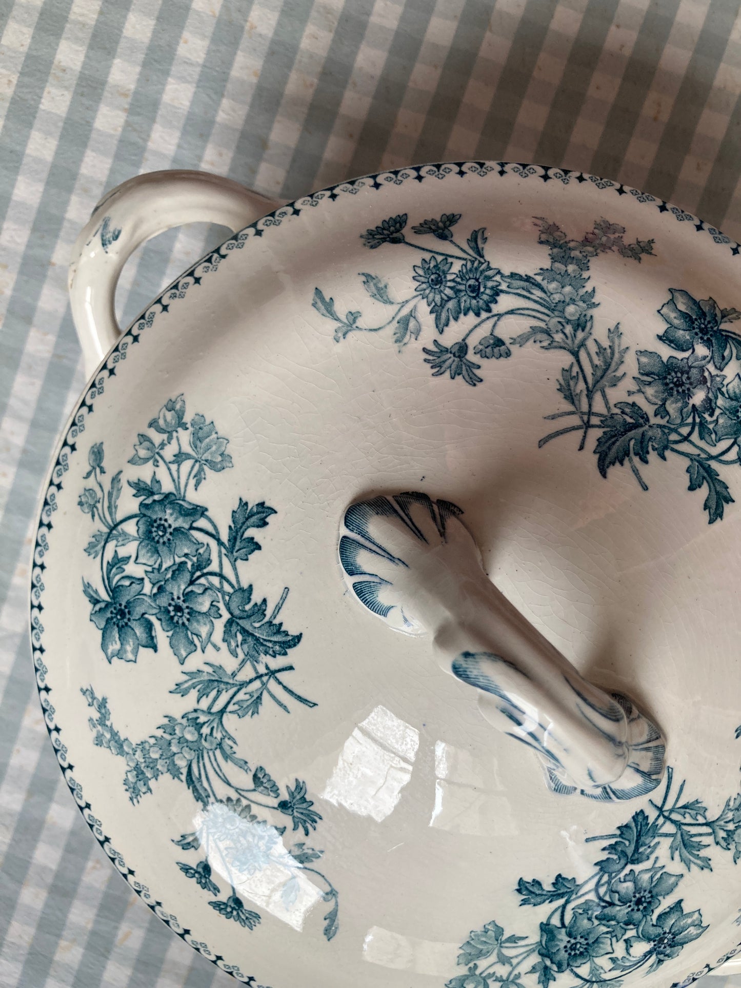 Trianon - Soup tureen