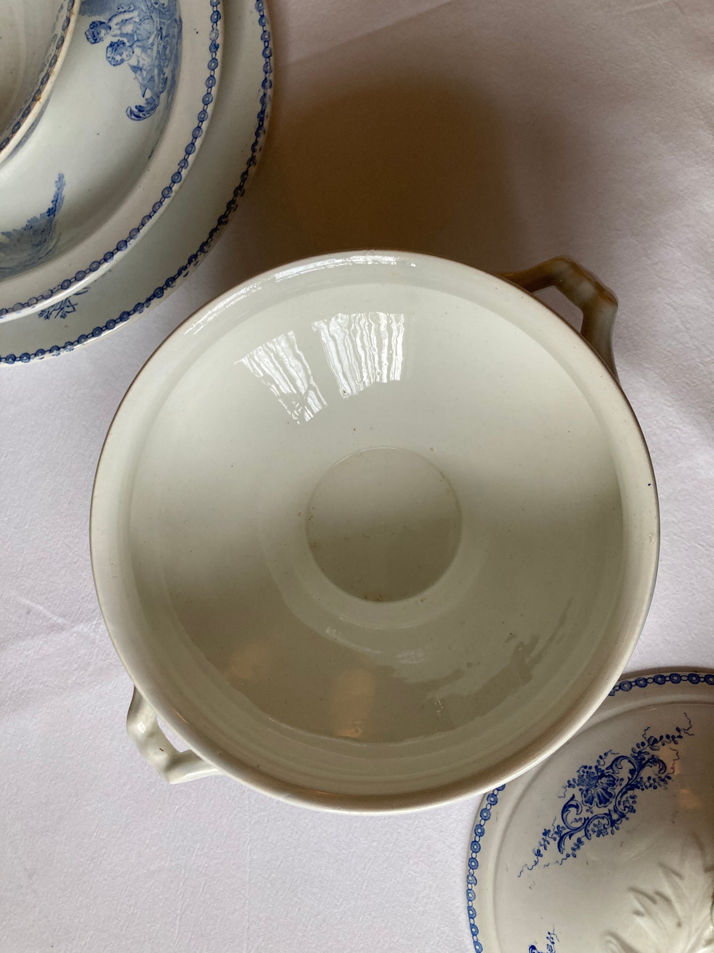 Trianon - Soup tureen
