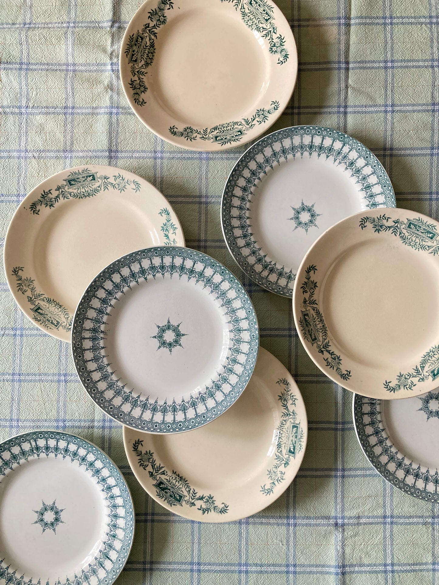 Longchamp - 8 Assiettes plates