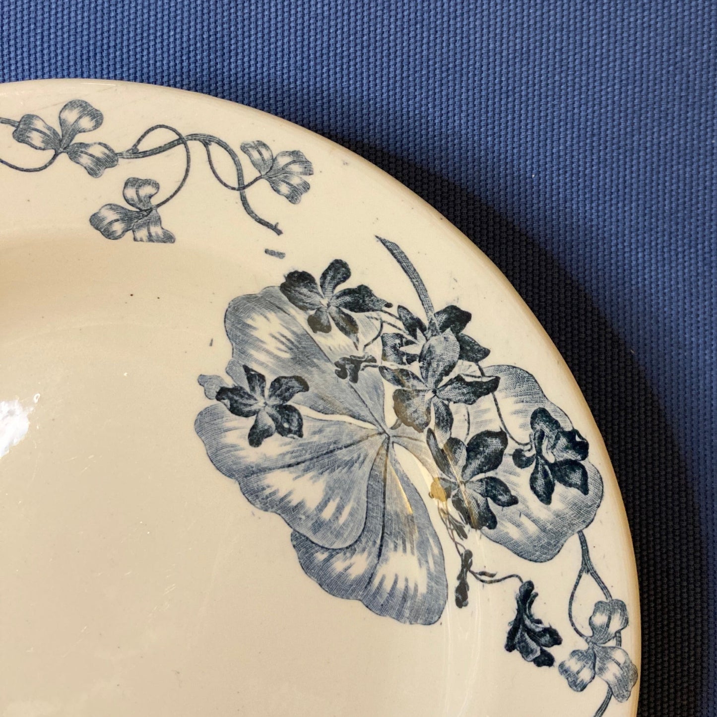 Les Violettes Ø24cm