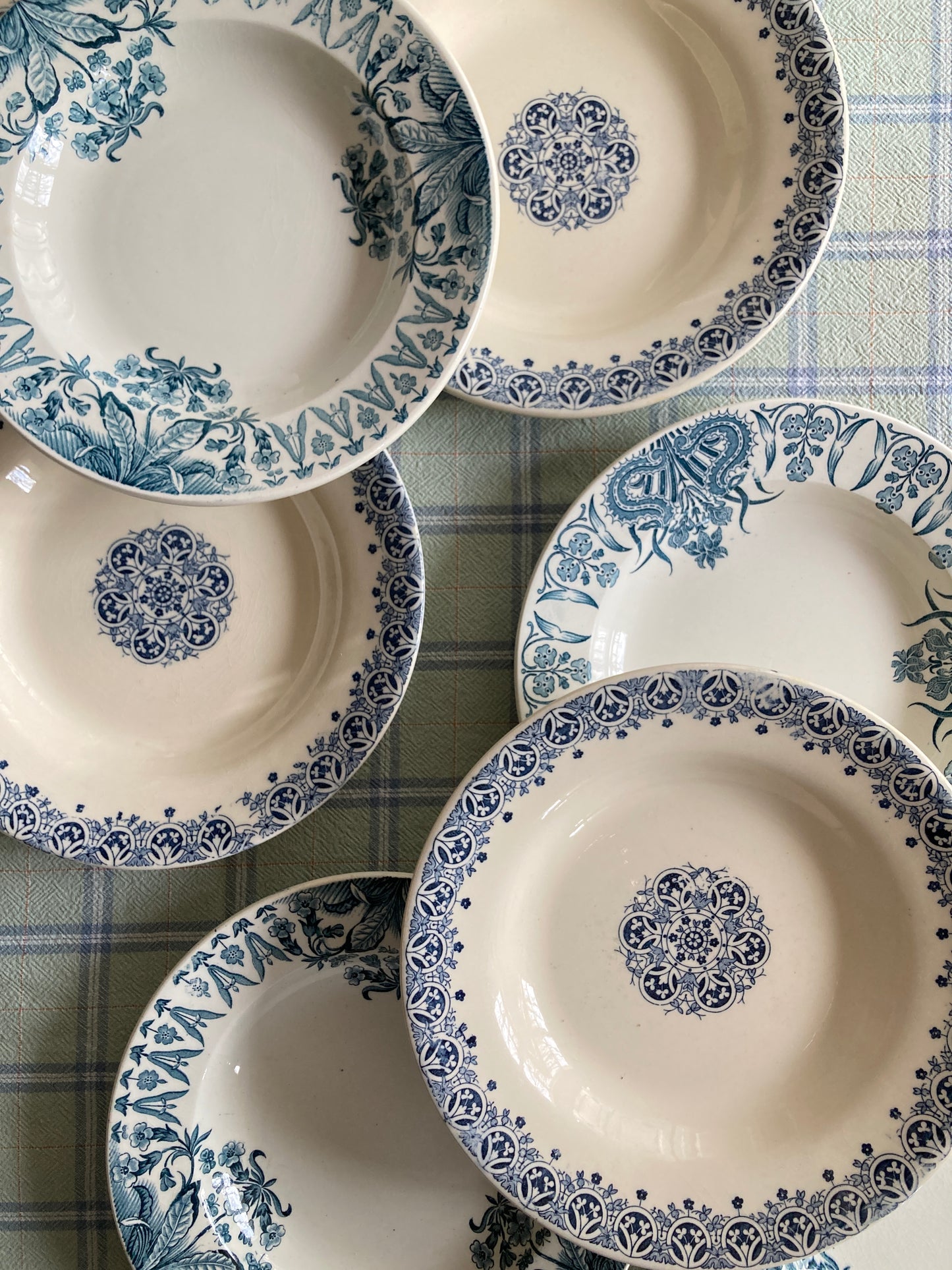 Mucha - 8 Assiettes Creuses