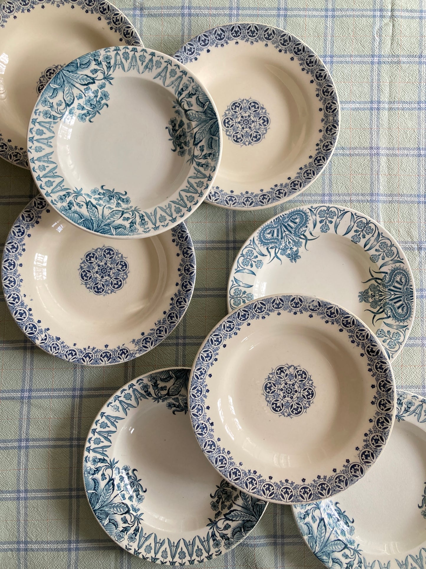 Mucha - 8 Assiettes Creuses