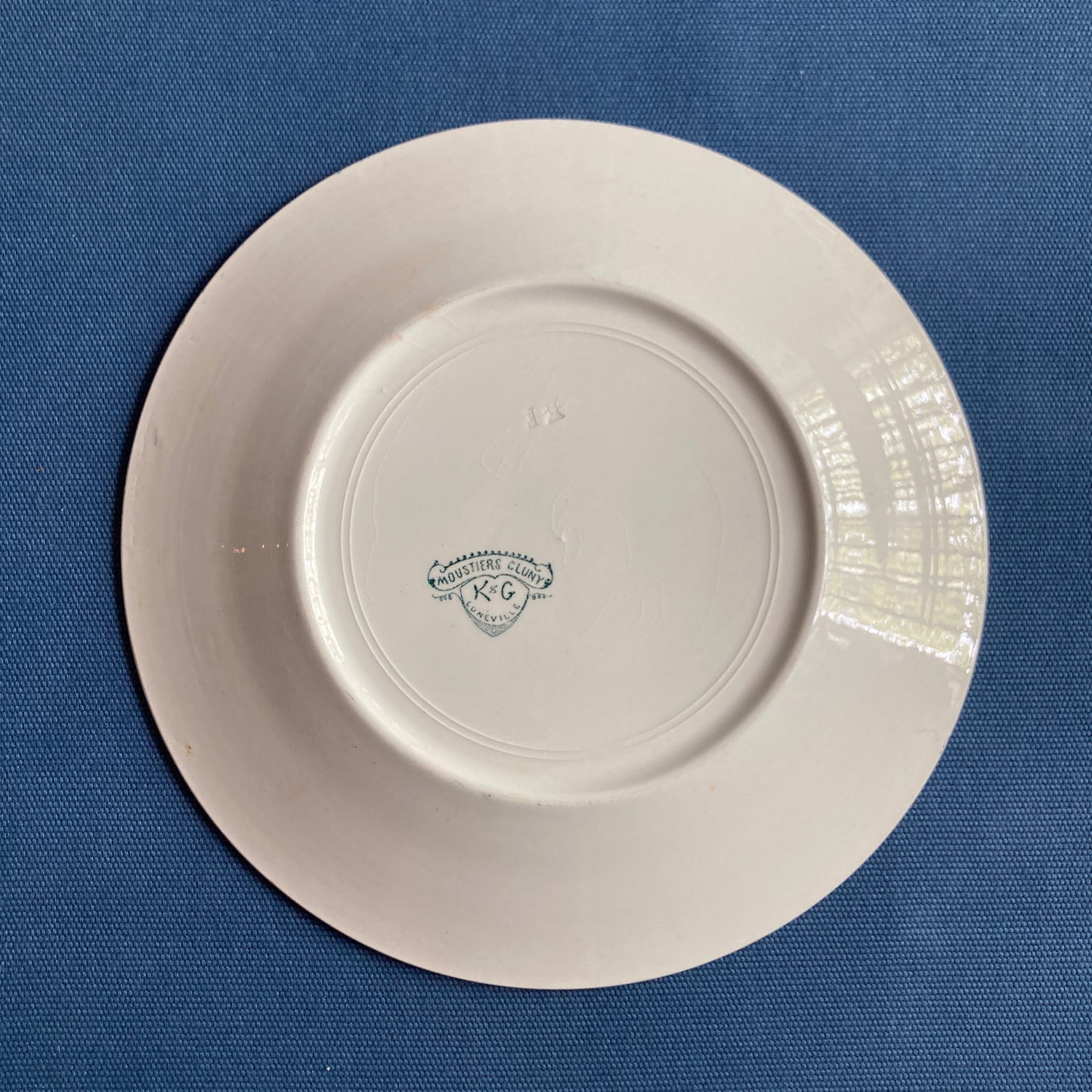 Moustiers Cluny Ø23cm
