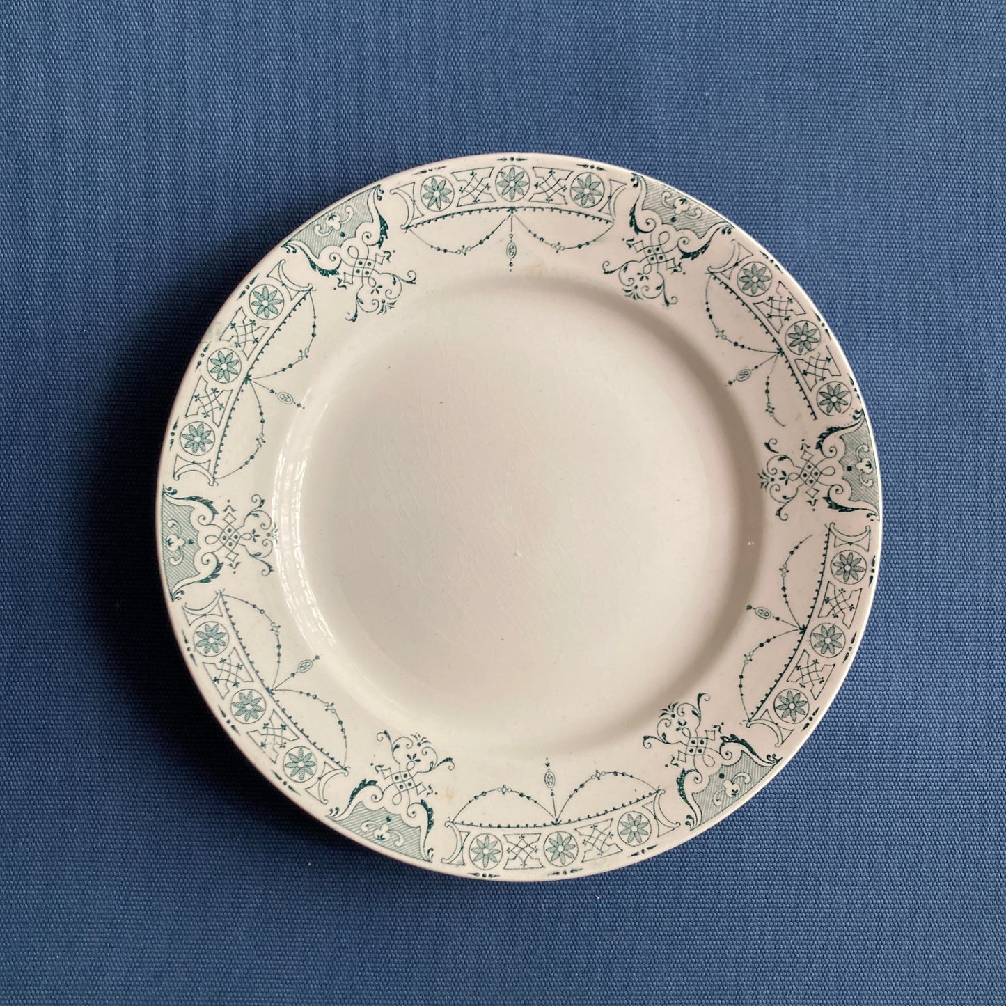 Moustiers Cluny Ø23cm
