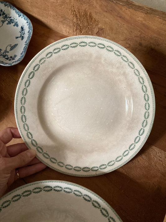 Nobilis Assiette sur Piédouche