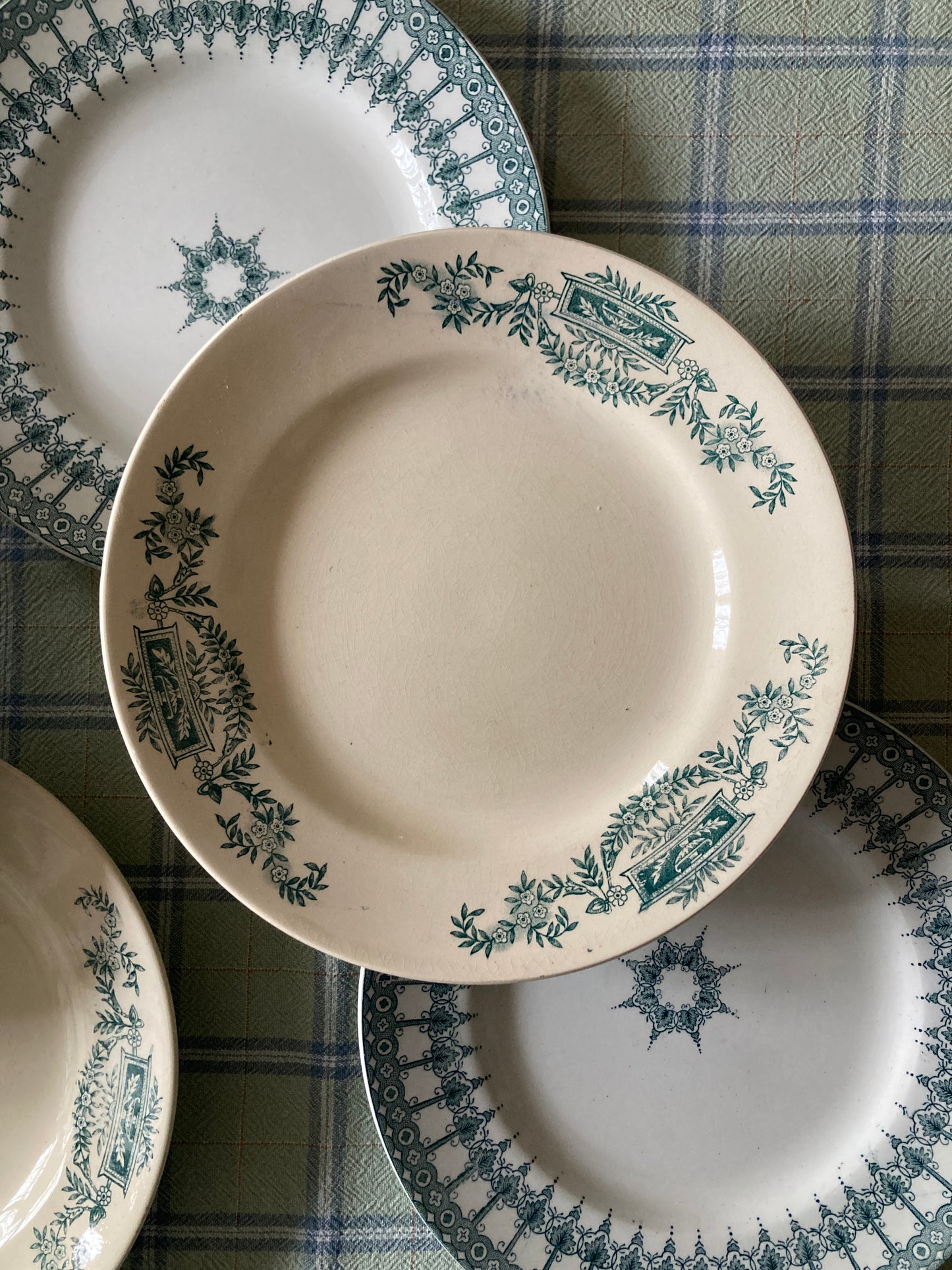 Longchamp - 8 Assiettes plates